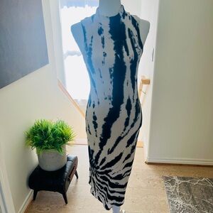 Lovers + Friends Monochrome Tie-Dye Top